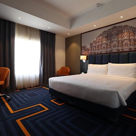 Holiday Inn Express & Suites Jaipur Gopalpura Ngoại thất bức ảnh