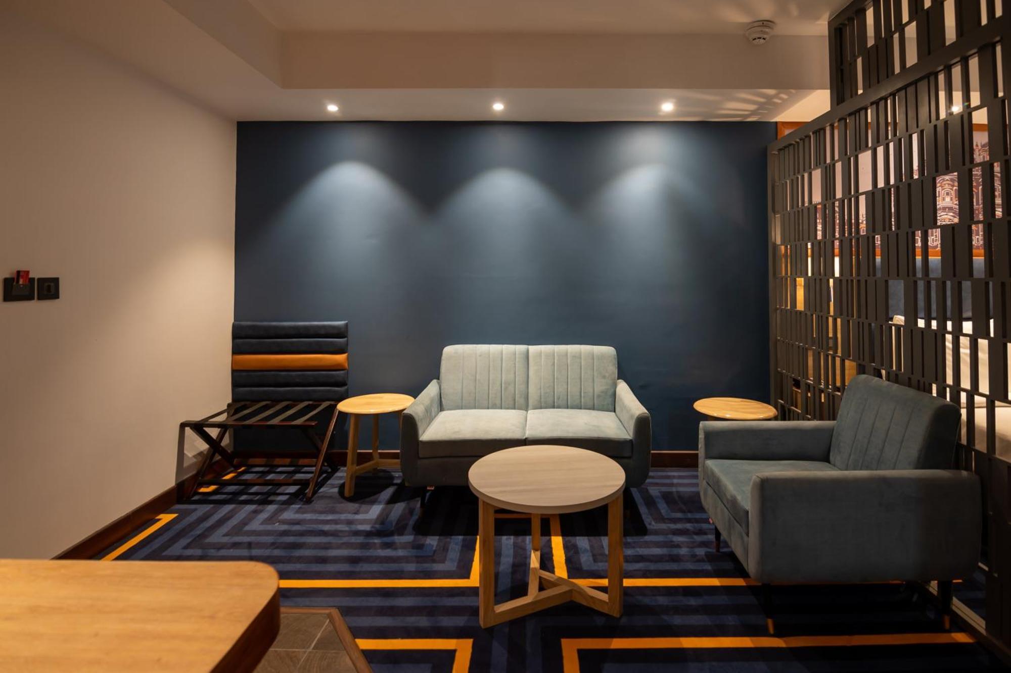 Holiday Inn Express & Suites Jaipur Gopalpura Ngoại thất bức ảnh