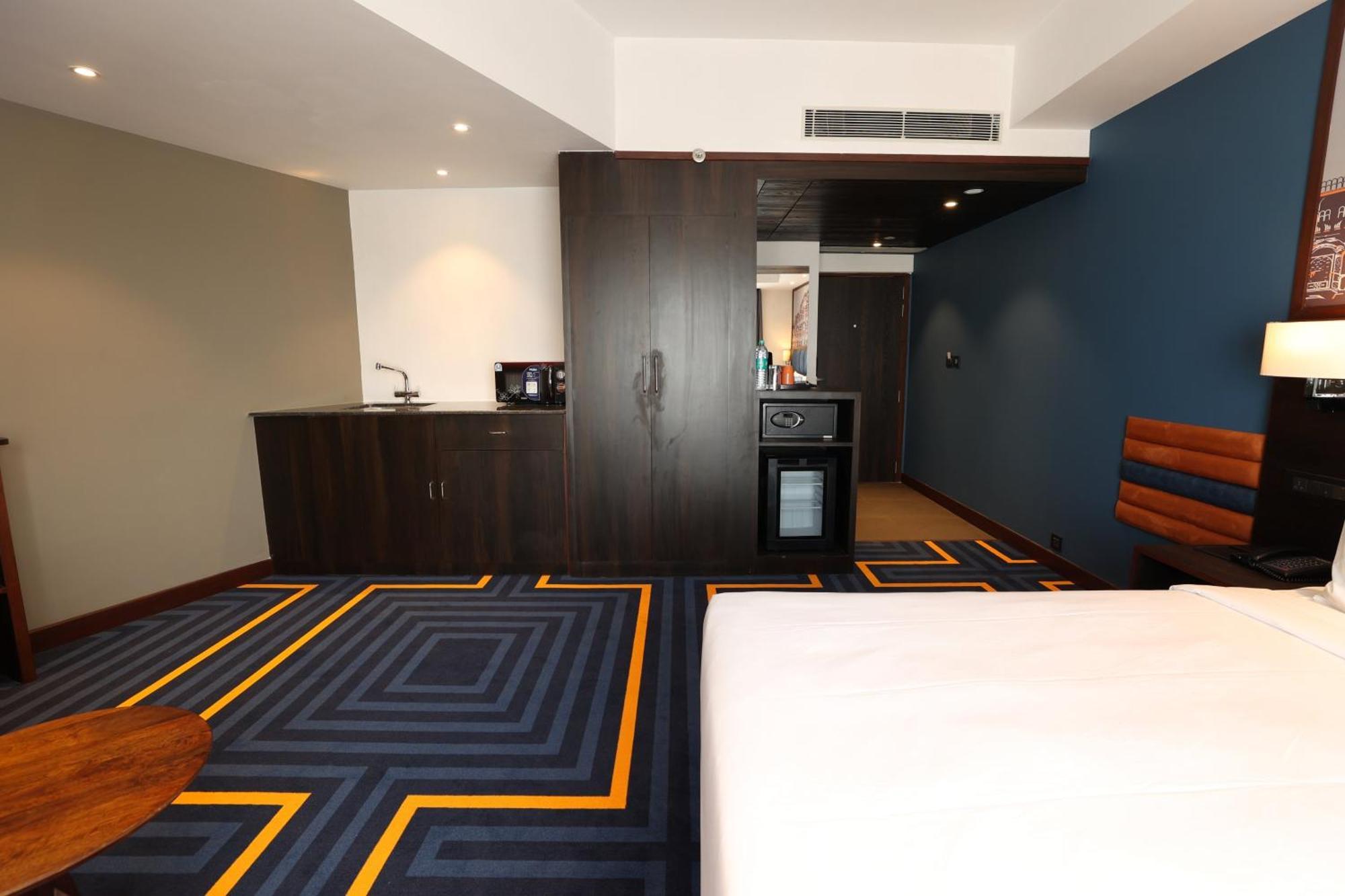 Holiday Inn Express & Suites Jaipur Gopalpura Ngoại thất bức ảnh