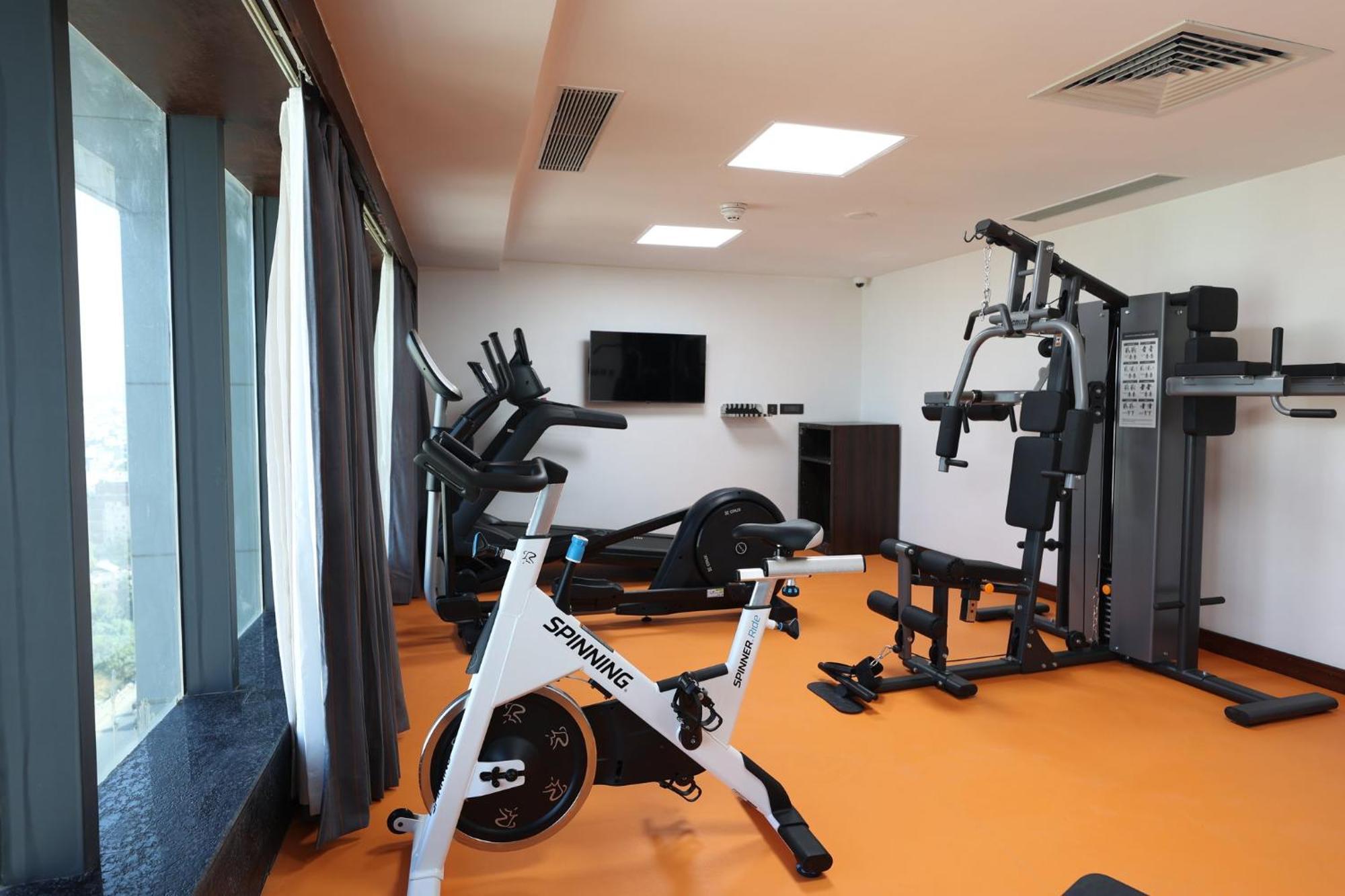 Holiday Inn Express & Suites Jaipur Gopalpura Ngoại thất bức ảnh